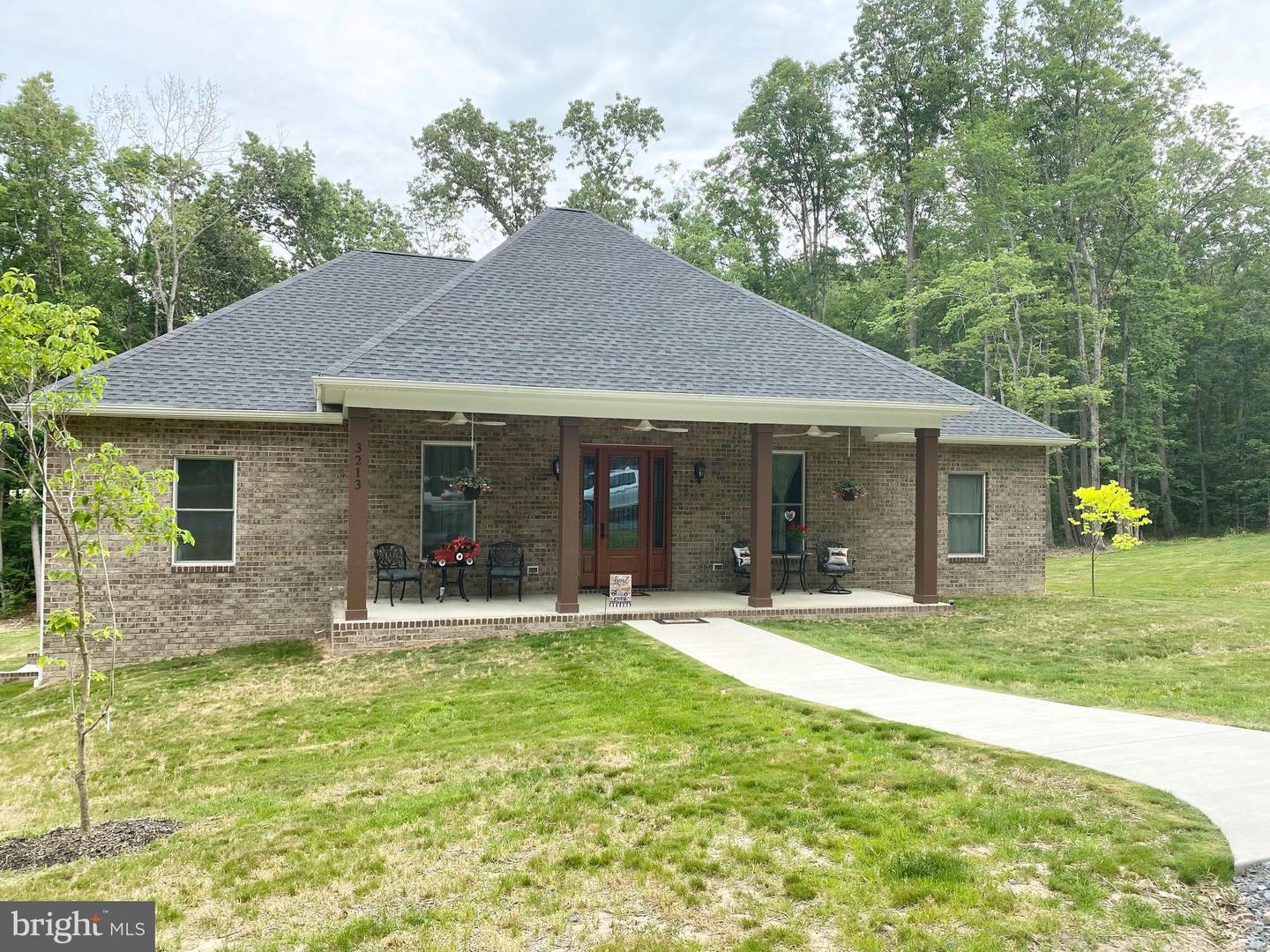 3213 OLD TANBARK ROAD, LURAY, Virginia 22835, 4 Bedrooms Bedrooms, 5 Rooms Rooms,2 BathroomsBathrooms,Residential,For sale,3213 OLD TANBARK ROAD,VAPA2005302 MLS # VAPA2005302