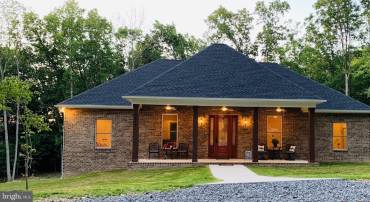 3213 OLD TANBARK ROAD, LURAY, Virginia 22835, 4 Bedrooms Bedrooms, 5 Rooms Rooms,2 BathroomsBathrooms,Residential,For sale,3213 OLD TANBARK ROAD,VAPA2005302 MLS # VAPA2005302
