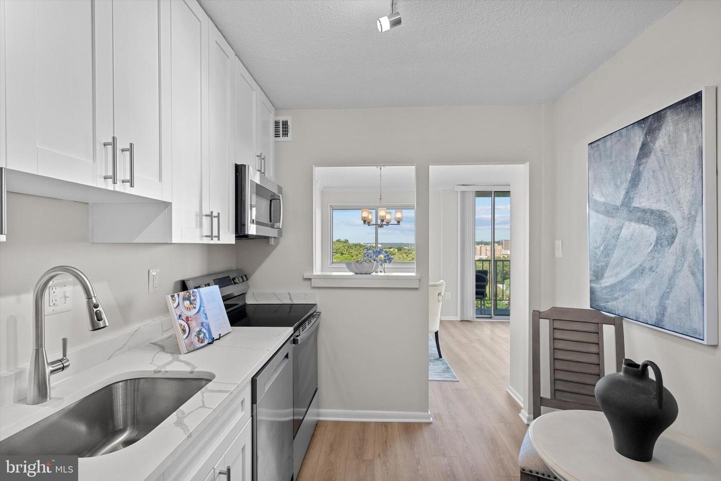 2059 HUNTINGTON AVE #1414, ALEXANDRIA, Virginia 22303, 2 Bedrooms Bedrooms, ,2 BathroomsBathrooms,Residential,For sale,2059 HUNTINGTON AVE #1414,VAFX2263802 MLS # VAFX2263802