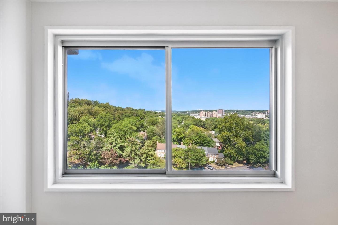 2059 HUNTINGTON AVE #1414, ALEXANDRIA, Virginia 22303, 2 Bedrooms Bedrooms, ,2 BathroomsBathrooms,Residential,For sale,2059 HUNTINGTON AVE #1414,VAFX2263802 MLS # VAFX2263802