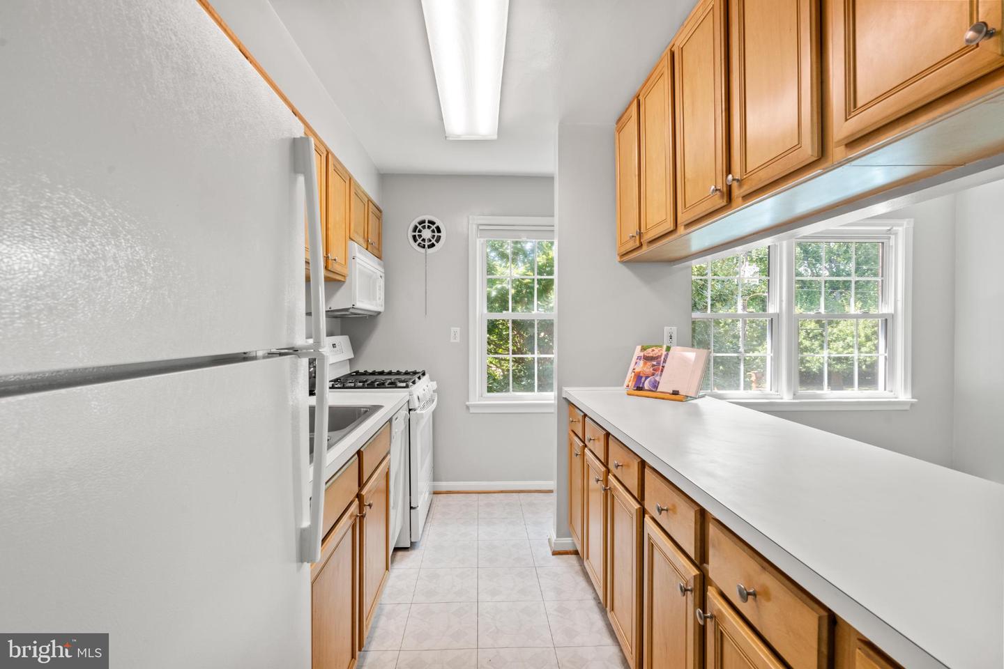 6507 10TH ST #B1, ALEXANDRIA, Virginia 22307, 2 Bedrooms Bedrooms, 8 Rooms Rooms,1 BathroomBathrooms,Residential,For sale,6507 10TH ST #B1,VAFX2263898 MLS # VAFX2263898