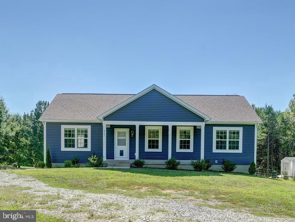 3707 MORNING GLORY DR, BUMPASS, Virginia 23024, 4 Bedrooms Bedrooms, 14 Rooms Rooms,3 BathroomsBathrooms,Residential,For sale,3707 MORNING GLORY DR,VASP2035868 MLS # VASP2035868