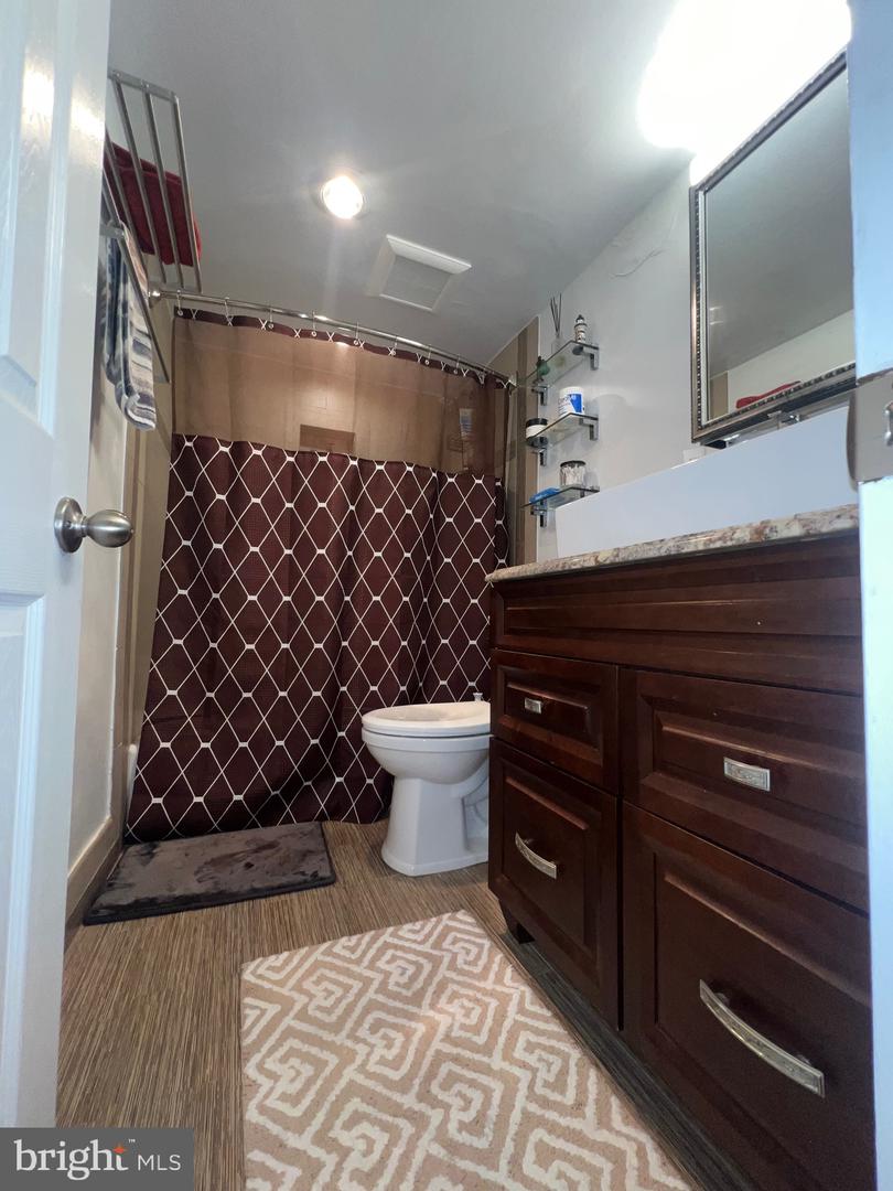 301 N BEAUREGARD ST N #303, ALEXANDRIA, Virginia 22312, 1 Bedroom Bedrooms, ,1 BathroomBathrooms,Residential,For sale,301 N BEAUREGARD ST N #303,VAAX2049126 MLS # VAAX2049126