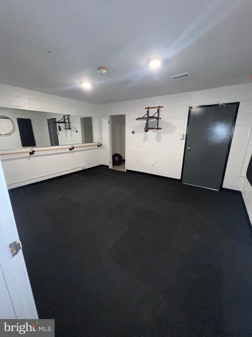 301 N BEAUREGARD ST N #303, ALEXANDRIA, Virginia 22312, 1 Bedroom Bedrooms, ,1 BathroomBathrooms,Residential,For sale,301 N BEAUREGARD ST N #303,VAAX2049126 MLS # VAAX2049126