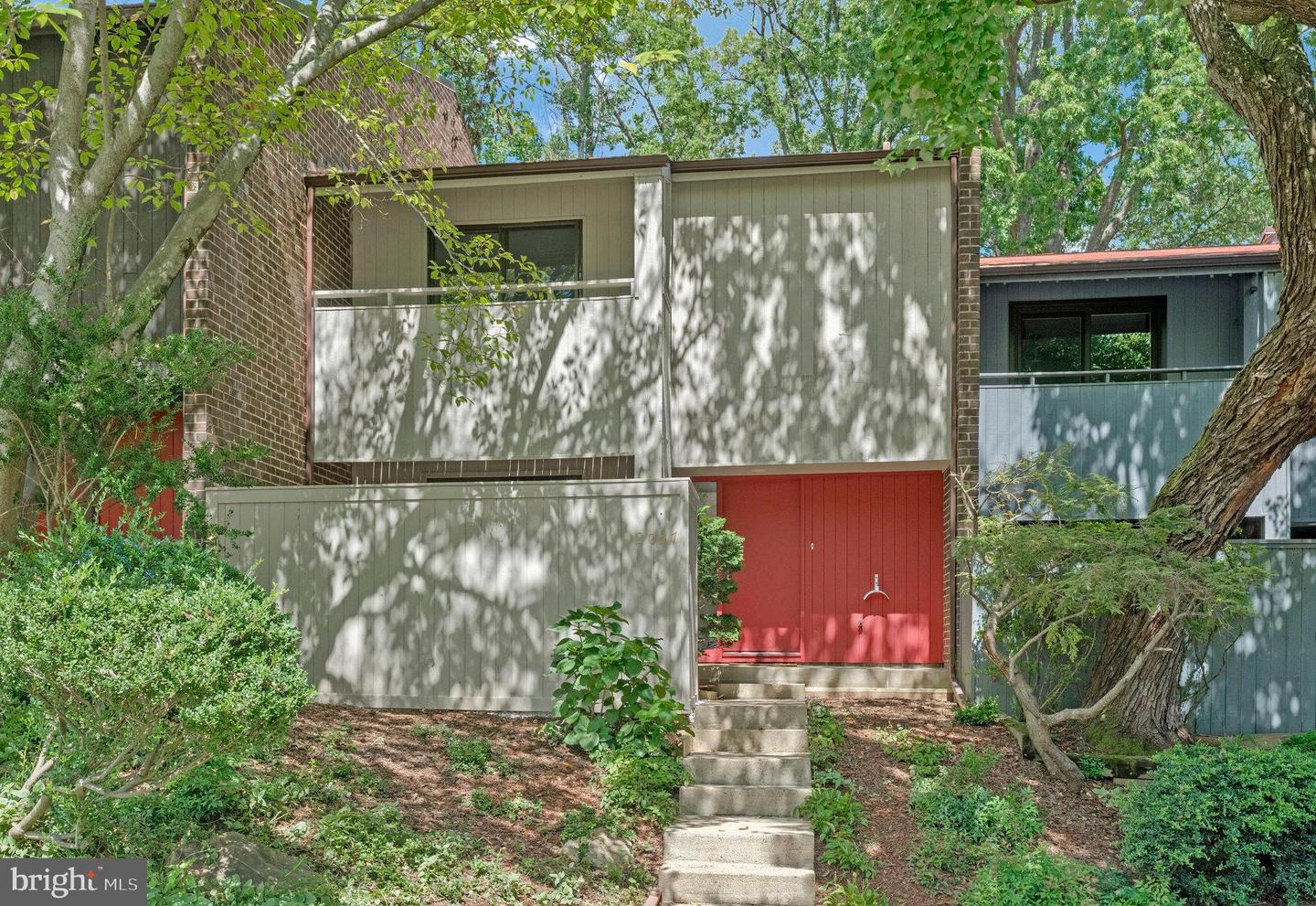 2037 WETHERSFIELD CT, RESTON, Virginia 20191, 4 Bedrooms Bedrooms, ,3 BathroomsBathrooms,Residential,For sale,2037 WETHERSFIELD CT,VAFX2264012 MLS # VAFX2264012