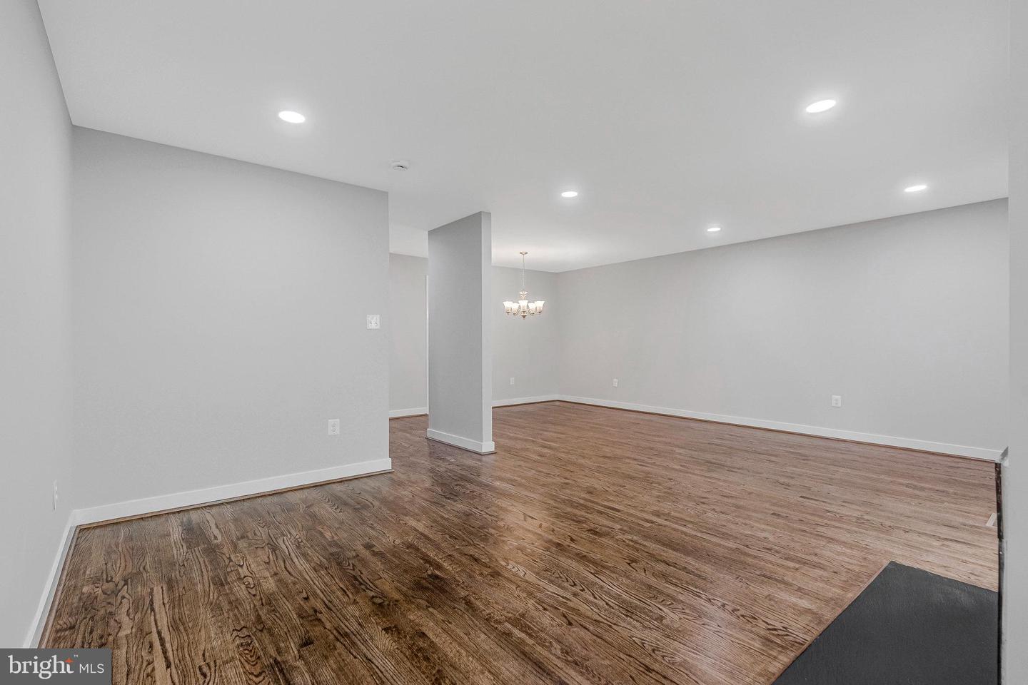 2037 WETHERSFIELD CT, RESTON, Virginia 20191, 4 Bedrooms Bedrooms, ,3 BathroomsBathrooms,Residential,For sale,2037 WETHERSFIELD CT,VAFX2264012 MLS # VAFX2264012