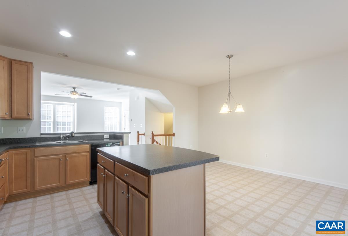 2173 SILK WOOD CT, CHARLOTTESVILLE, Virginia 22911, 3 Bedrooms Bedrooms, ,2 BathroomsBathrooms,Residential,For sale,2173 SILK WOOD CT,668383 MLS # 668383