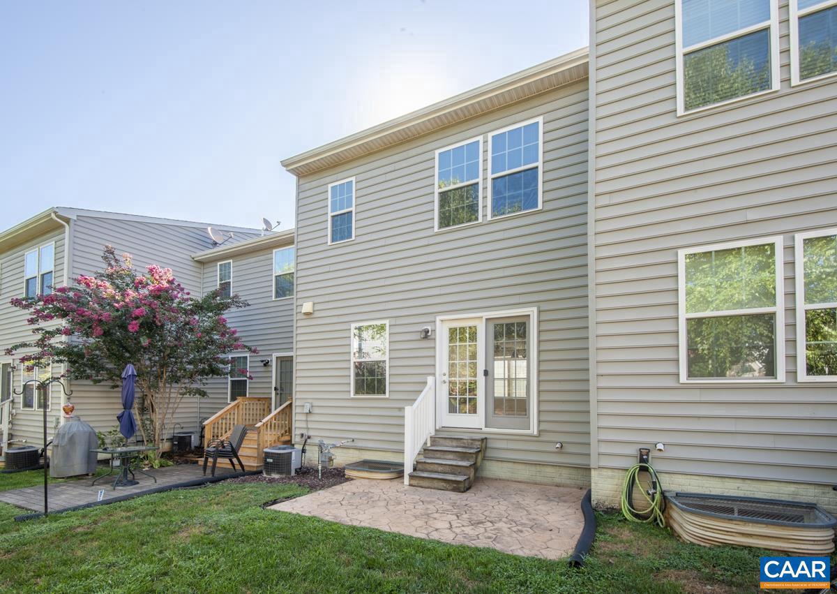 2173 SILK WOOD CT, CHARLOTTESVILLE, Virginia 22911, 3 Bedrooms Bedrooms, ,2 BathroomsBathrooms,Residential,For sale,2173 SILK WOOD CT,668383 MLS # 668383