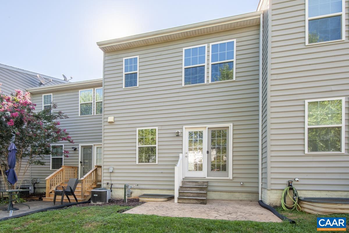 2173 SILK WOOD CT, CHARLOTTESVILLE, Virginia 22911, 3 Bedrooms Bedrooms, ,2 BathroomsBathrooms,Residential,For sale,2173 SILK WOOD CT,668383 MLS # 668383