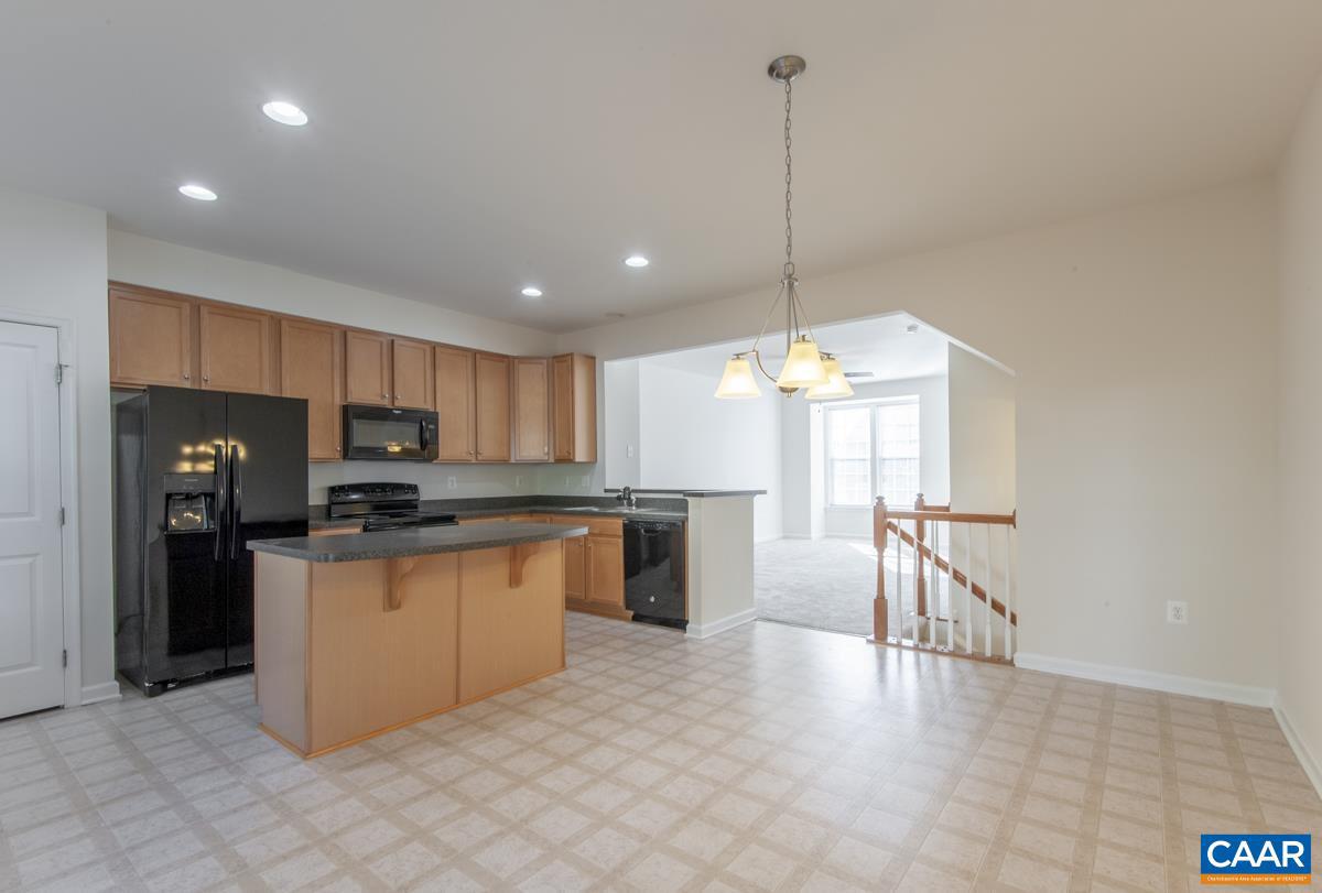 2173 SILK WOOD CT, CHARLOTTESVILLE, Virginia 22911, 3 Bedrooms Bedrooms, ,2 BathroomsBathrooms,Residential,For sale,2173 SILK WOOD CT,668383 MLS # 668383