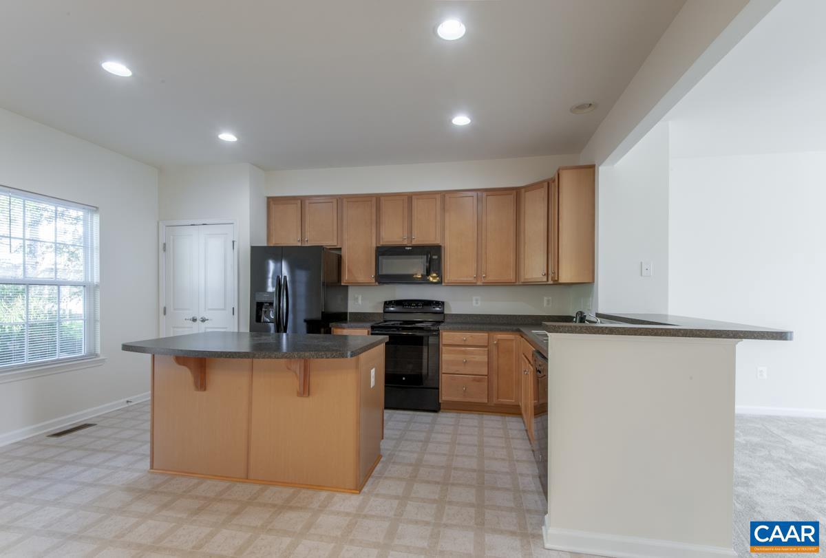 2173 SILK WOOD CT, CHARLOTTESVILLE, Virginia 22911, 3 Bedrooms Bedrooms, ,2 BathroomsBathrooms,Residential,For sale,2173 SILK WOOD CT,668383 MLS # 668383