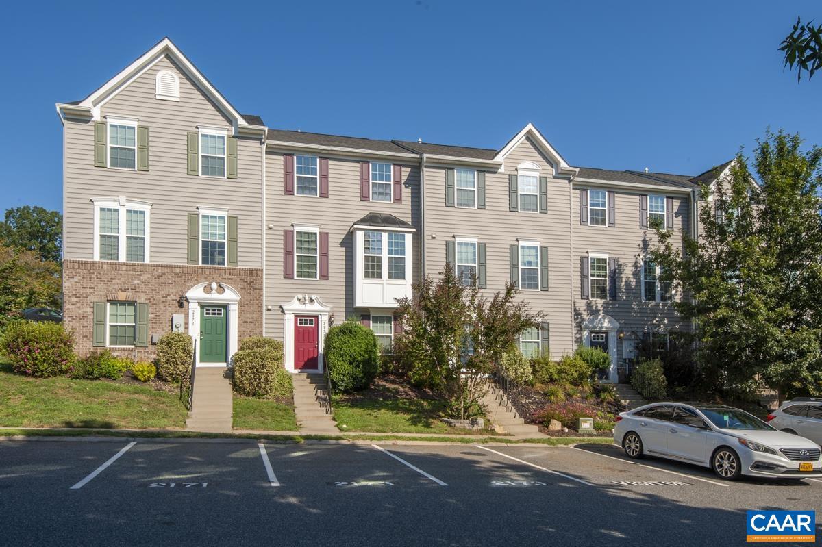 2173 SILK WOOD CT, CHARLOTTESVILLE, Virginia 22911, 3 Bedrooms Bedrooms, ,2 BathroomsBathrooms,Residential,For sale,2173 SILK WOOD CT,668383 MLS # 668383