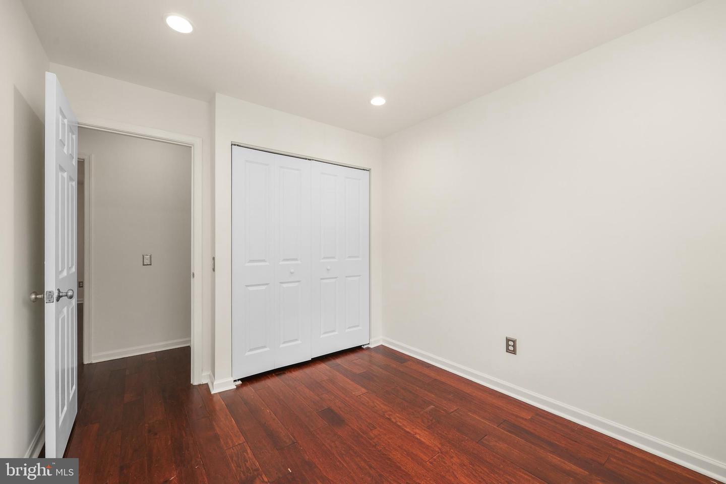 14814 BASINGSTOKE LOOP, CENTREVILLE, Virginia 20120, 3 Bedrooms Bedrooms, ,2 BathroomsBathrooms,Residential,For sale,14814 BASINGSTOKE LOOP,VAFX2264088 MLS # VAFX2264088