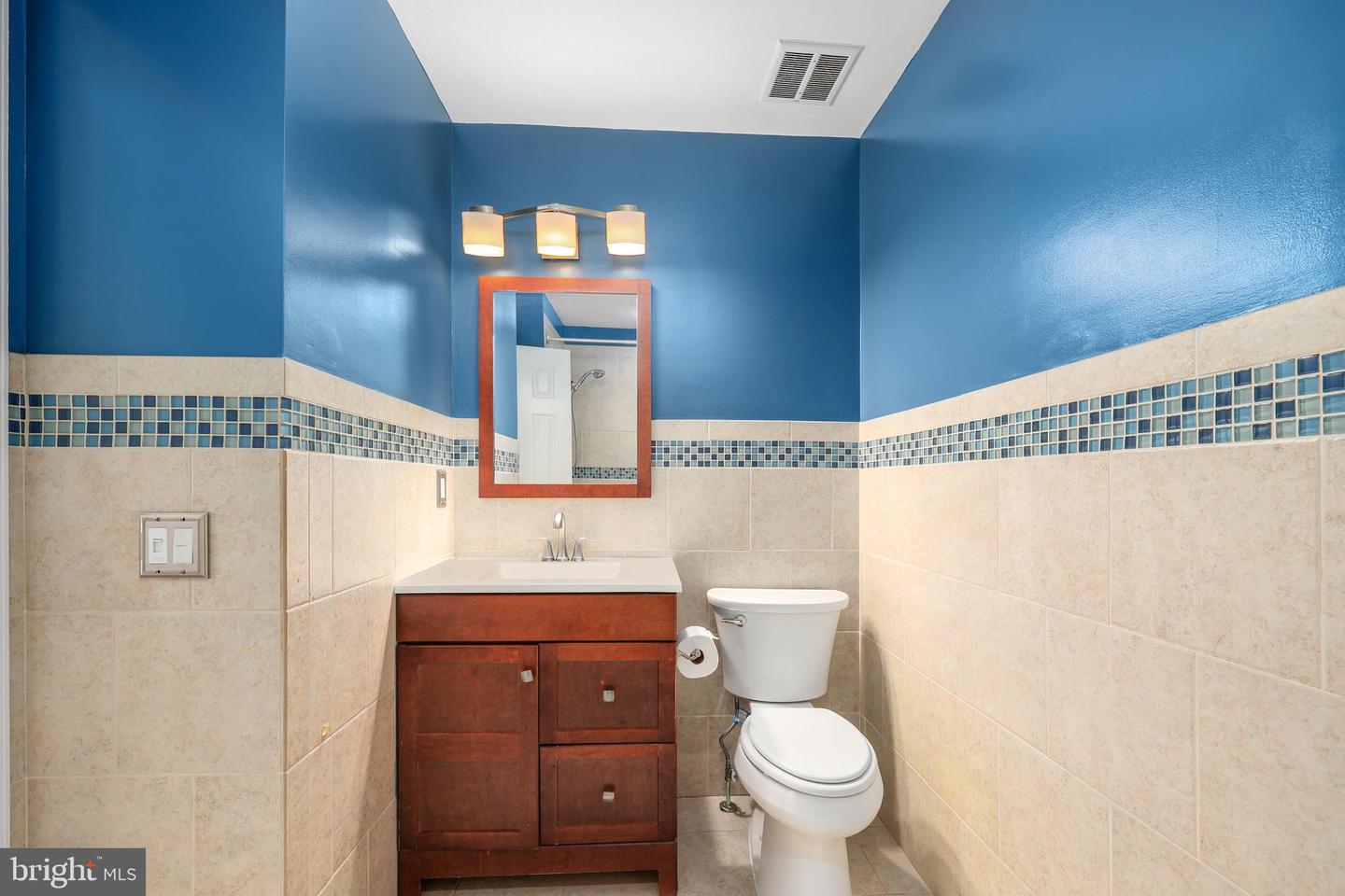 14814 BASINGSTOKE LOOP, CENTREVILLE, Virginia 20120, 3 Bedrooms Bedrooms, ,2 BathroomsBathrooms,Residential,For sale,14814 BASINGSTOKE LOOP,VAFX2264088 MLS # VAFX2264088