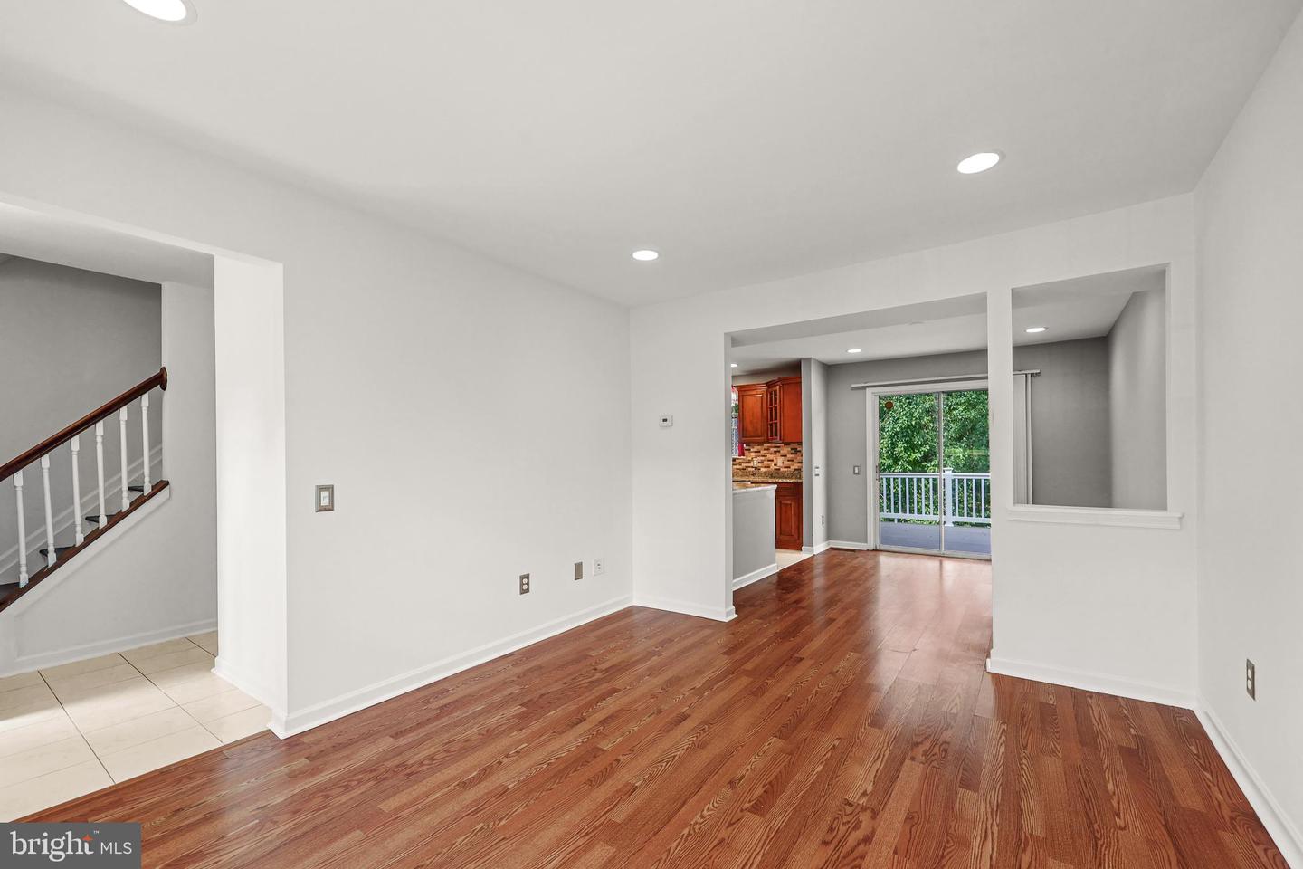 14814 BASINGSTOKE LOOP, CENTREVILLE, Virginia 20120, 3 Bedrooms Bedrooms, ,2 BathroomsBathrooms,Residential,For sale,14814 BASINGSTOKE LOOP,VAFX2264088 MLS # VAFX2264088