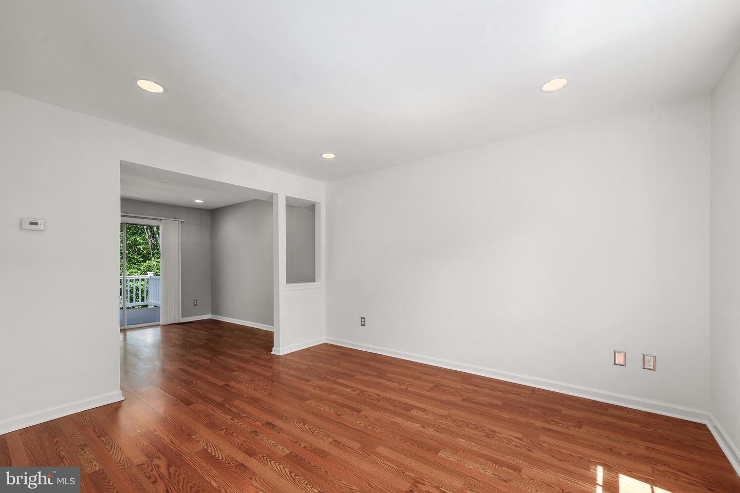 14814 BASINGSTOKE LOOP, CENTREVILLE, Virginia 20120, 3 Bedrooms Bedrooms, ,2 BathroomsBathrooms,Residential,For sale,14814 BASINGSTOKE LOOP,VAFX2264088 MLS # VAFX2264088