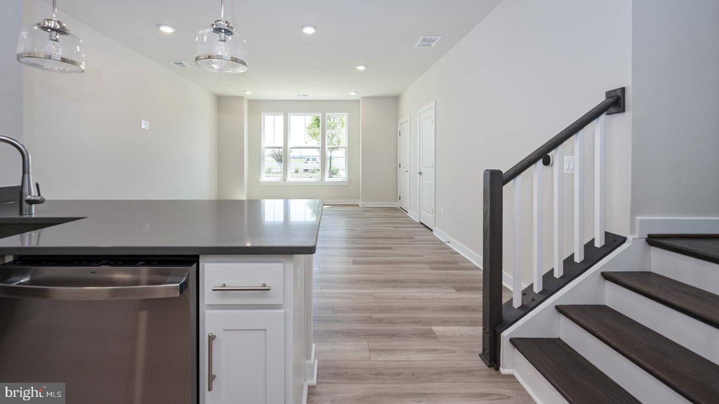 20189 NORTHPARK DR, ASHBURN, Virginia 20147, 3 Bedrooms Bedrooms, ,2 BathroomsBathrooms,Residential,For sale,20189 NORTHPARK DR,VALO2105716 MLS # VALO2105716
