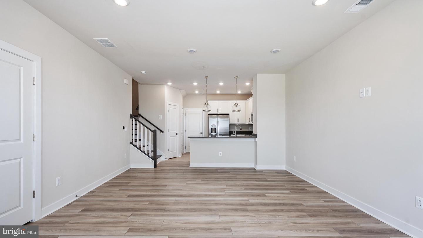 20189 NORTHPARK DR, ASHBURN, Virginia 20147, 3 Bedrooms Bedrooms, ,2 BathroomsBathrooms,Residential,For sale,20189 NORTHPARK DR,VALO2105716 MLS # VALO2105716