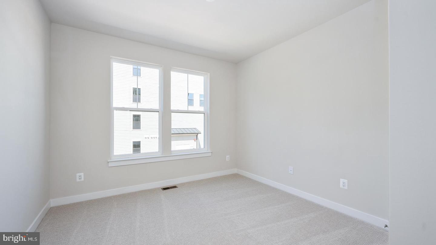 20189 NORTHPARK DR, ASHBURN, Virginia 20147, 3 Bedrooms Bedrooms, ,2 BathroomsBathrooms,Residential,For sale,20189 NORTHPARK DR,VALO2105716 MLS # VALO2105716