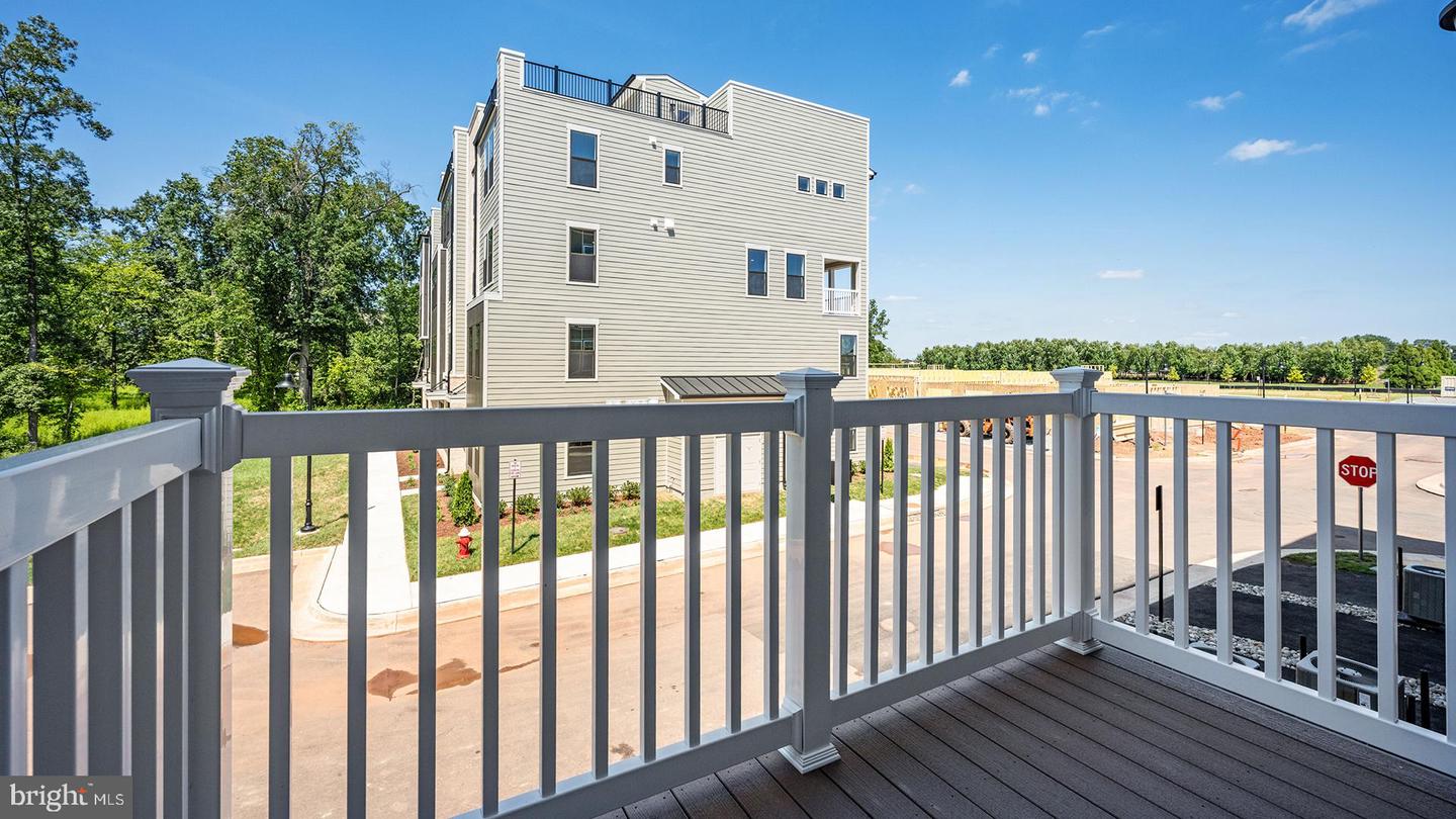 20189 NORTHPARK DR, ASHBURN, Virginia 20147, 3 Bedrooms Bedrooms, ,2 BathroomsBathrooms,Residential,For sale,20189 NORTHPARK DR,VALO2105716 MLS # VALO2105716