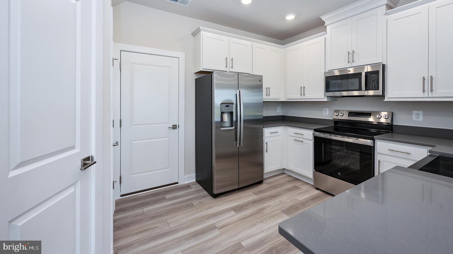 20189 NORTHPARK DR, ASHBURN, Virginia 20147, 3 Bedrooms Bedrooms, ,2 BathroomsBathrooms,Residential,For sale,20189 NORTHPARK DR,VALO2105716 MLS # VALO2105716