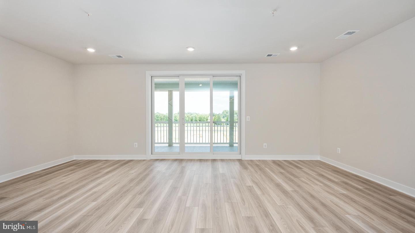 44583 STRABANE TER, ASHBURN, Virginia 20147, 3 Bedrooms Bedrooms, ,2 BathroomsBathrooms,Residential,For sale,44583 STRABANE TER,VALO2105750 MLS # VALO2105750
