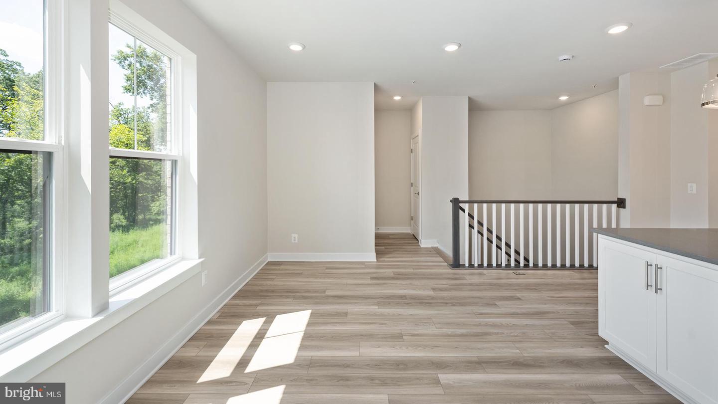 44583 STRABANE TER, ASHBURN, Virginia 20147, 3 Bedrooms Bedrooms, ,2 BathroomsBathrooms,Residential,For sale,44583 STRABANE TER,VALO2105750 MLS # VALO2105750