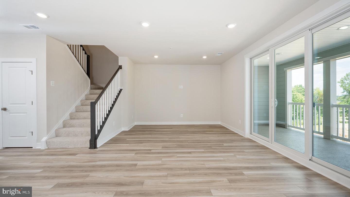 44583 STRABANE TER, ASHBURN, Virginia 20147, 3 Bedrooms Bedrooms, ,2 BathroomsBathrooms,Residential,For sale,44583 STRABANE TER,VALO2105750 MLS # VALO2105750