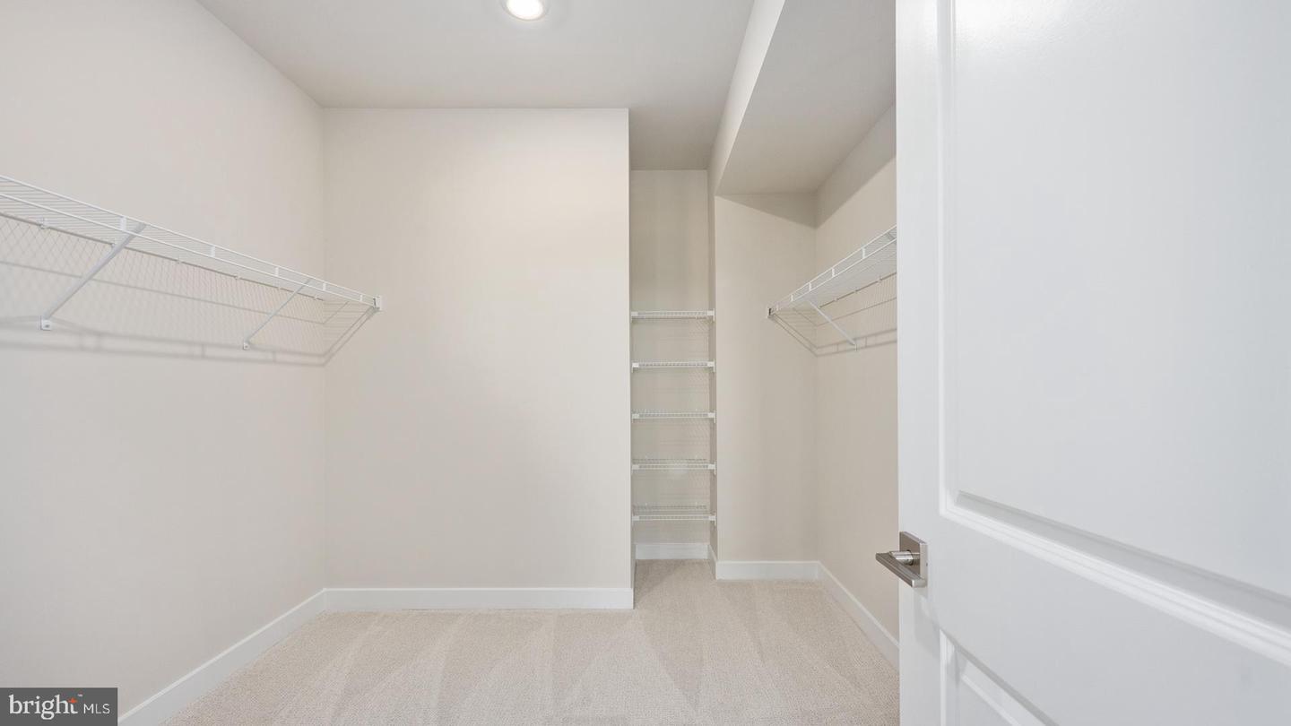 44583 STRABANE TER, ASHBURN, Virginia 20147, 3 Bedrooms Bedrooms, ,2 BathroomsBathrooms,Residential,For sale,44583 STRABANE TER,VALO2105750 MLS # VALO2105750