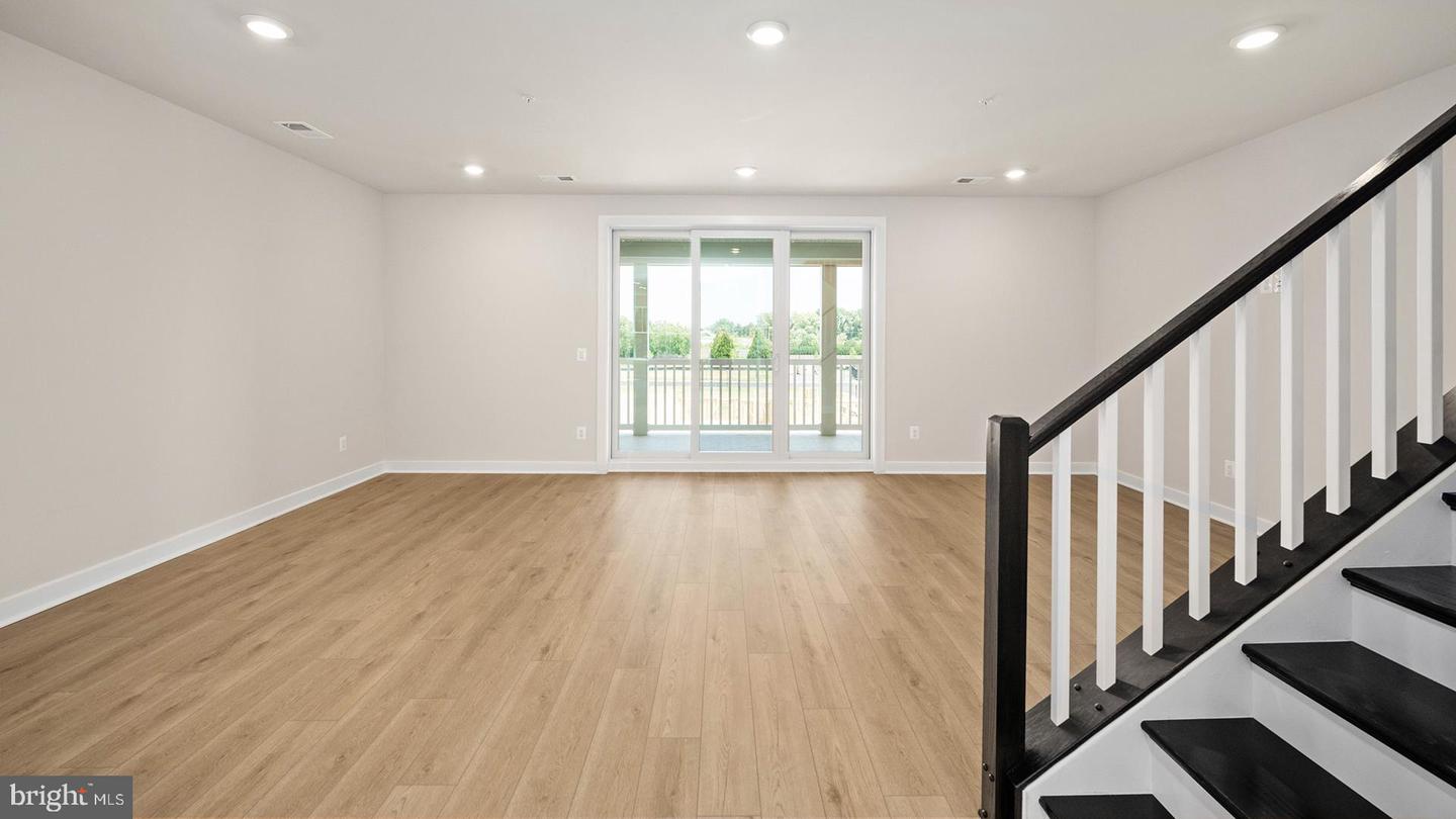 44589 STRABANE TER, ASHBURN, Virginia 20147, 3 Bedrooms Bedrooms, ,2 BathroomsBathrooms,Residential,For sale,44589 STRABANE TER,VALO2105758 MLS # VALO2105758