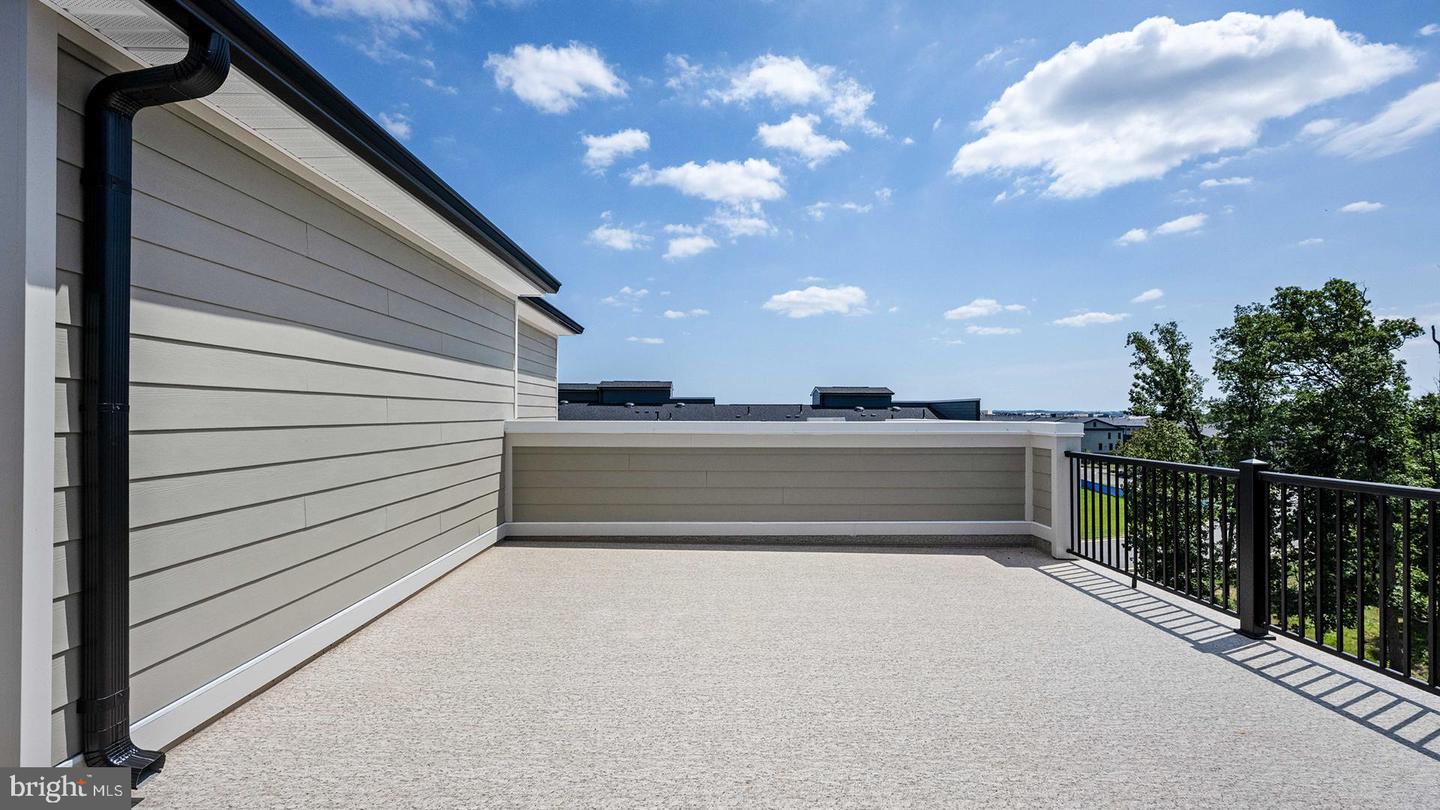 44589 STRABANE TER, ASHBURN, Virginia 20147, 3 Bedrooms Bedrooms, ,2 BathroomsBathrooms,Residential,For sale,44589 STRABANE TER,VALO2105758 MLS # VALO2105758