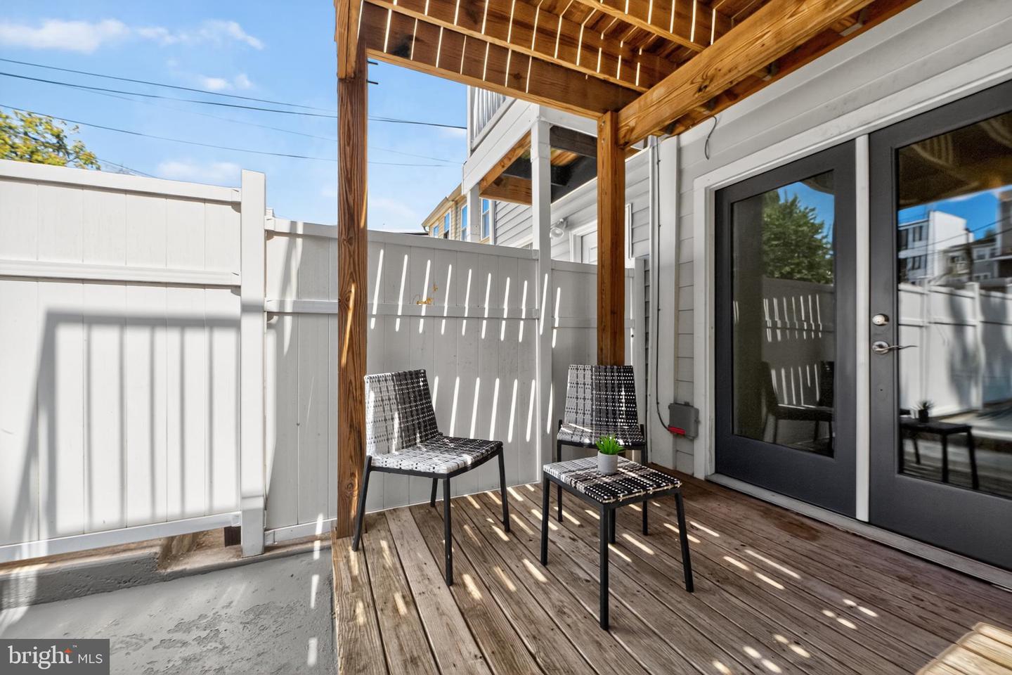 2016 4TH ST NE #1, WASHINGTON, District Of Columbia 20002, 2 Bedrooms Bedrooms, ,2 BathroomsBathrooms,Residential,For sale,2016 4TH ST NE #1,DCDC2217550 MLS # DCDC2217550