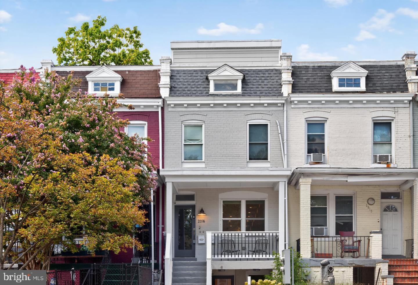 2016 4TH ST NE #1, WASHINGTON, District Of Columbia 20002, 2 Bedrooms Bedrooms, ,2 BathroomsBathrooms,Residential,For sale,2016 4TH ST NE #1,DCDC2217550 MLS # DCDC2217550