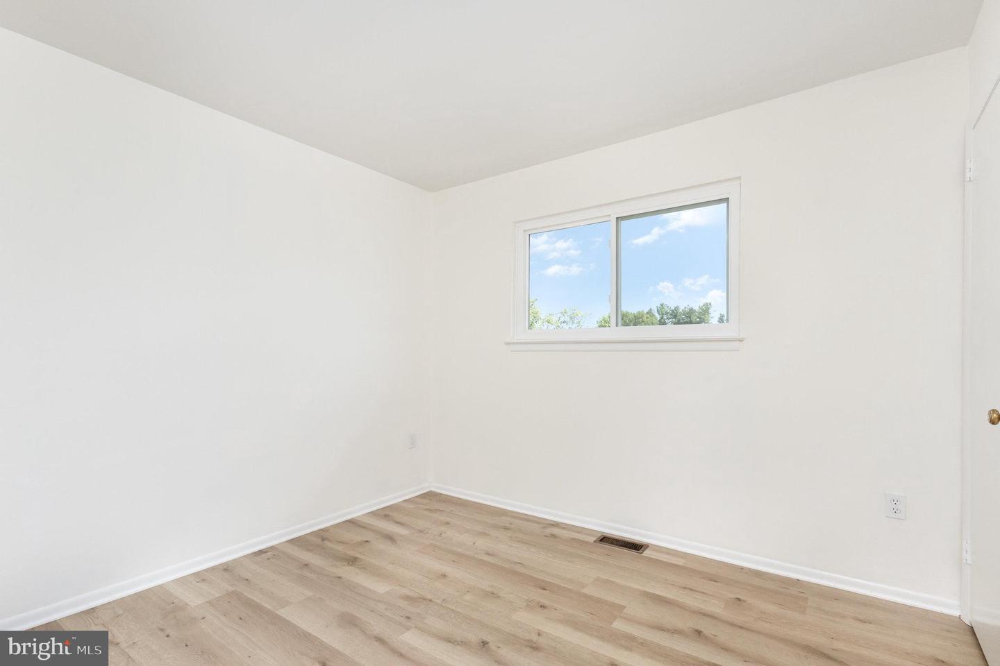 4216 HIGH RIDGE RD, HAYMARKET, Virginia 20169, 3 Bedrooms Bedrooms, 11 Rooms Rooms,3 BathroomsBathrooms,Residential,For sale,4216 HIGH RIDGE RD,VAPW2102964 MLS # VAPW2102964