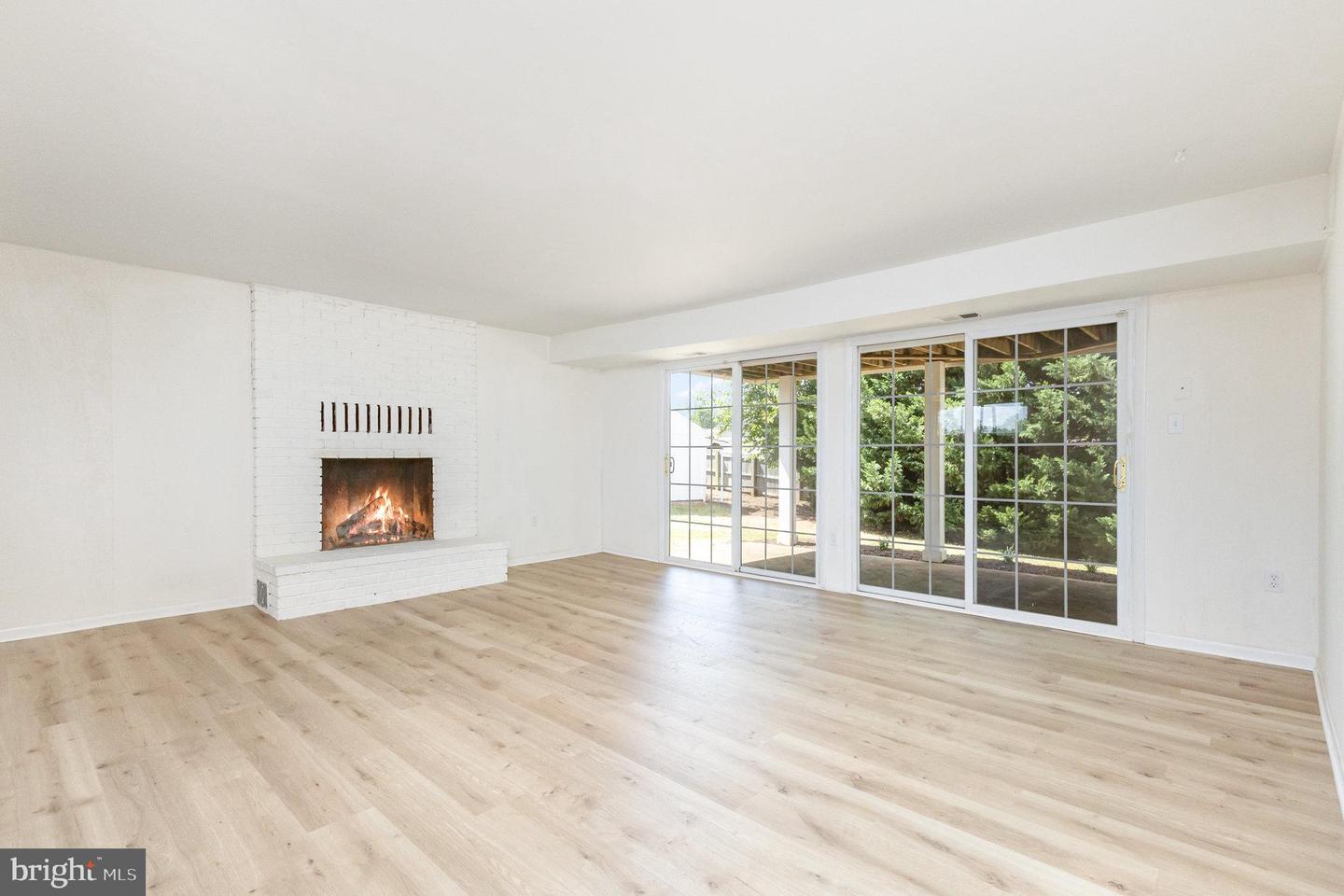 4216 HIGH RIDGE RD, HAYMARKET, Virginia 20169, 3 Bedrooms Bedrooms, 11 Rooms Rooms,3 BathroomsBathrooms,Residential,For sale,4216 HIGH RIDGE RD,VAPW2102964 MLS # VAPW2102964