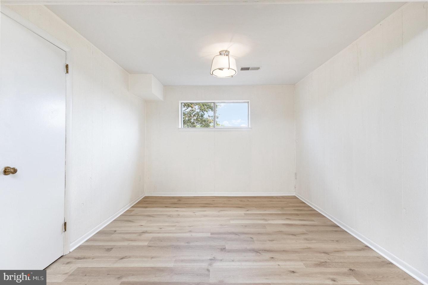 4216 HIGH RIDGE RD, HAYMARKET, Virginia 20169, 3 Bedrooms Bedrooms, 11 Rooms Rooms,3 BathroomsBathrooms,Residential,For sale,4216 HIGH RIDGE RD,VAPW2102964 MLS # VAPW2102964