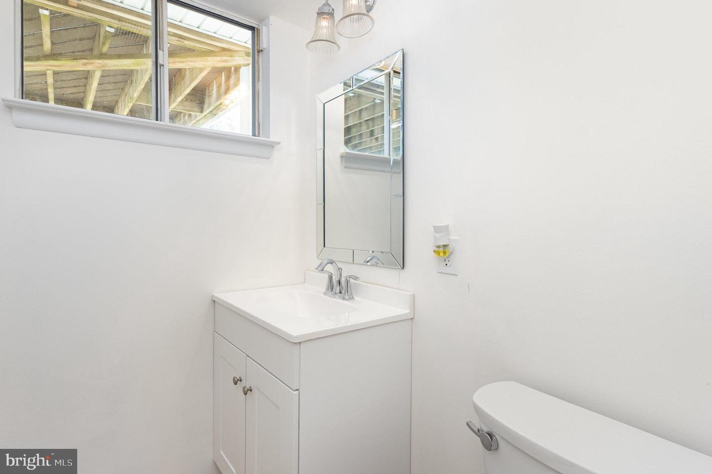 4216 HIGH RIDGE RD, HAYMARKET, Virginia 20169, 3 Bedrooms Bedrooms, 11 Rooms Rooms,3 BathroomsBathrooms,Residential,For sale,4216 HIGH RIDGE RD,VAPW2102964 MLS # VAPW2102964