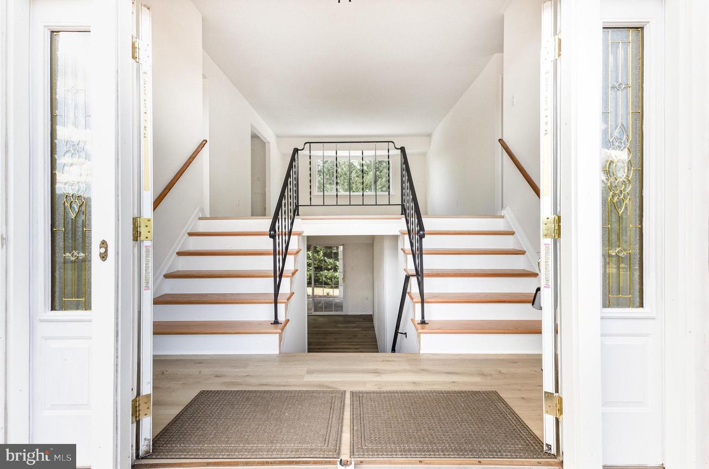 4216 HIGH RIDGE RD, HAYMARKET, Virginia 20169, 3 Bedrooms Bedrooms, 11 Rooms Rooms,3 BathroomsBathrooms,Residential,For sale,4216 HIGH RIDGE RD,VAPW2102964 MLS # VAPW2102964