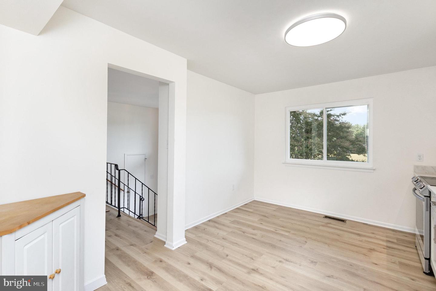 4216 HIGH RIDGE RD, HAYMARKET, Virginia 20169, 3 Bedrooms Bedrooms, 11 Rooms Rooms,3 BathroomsBathrooms,Residential,For sale,4216 HIGH RIDGE RD,VAPW2102964 MLS # VAPW2102964
