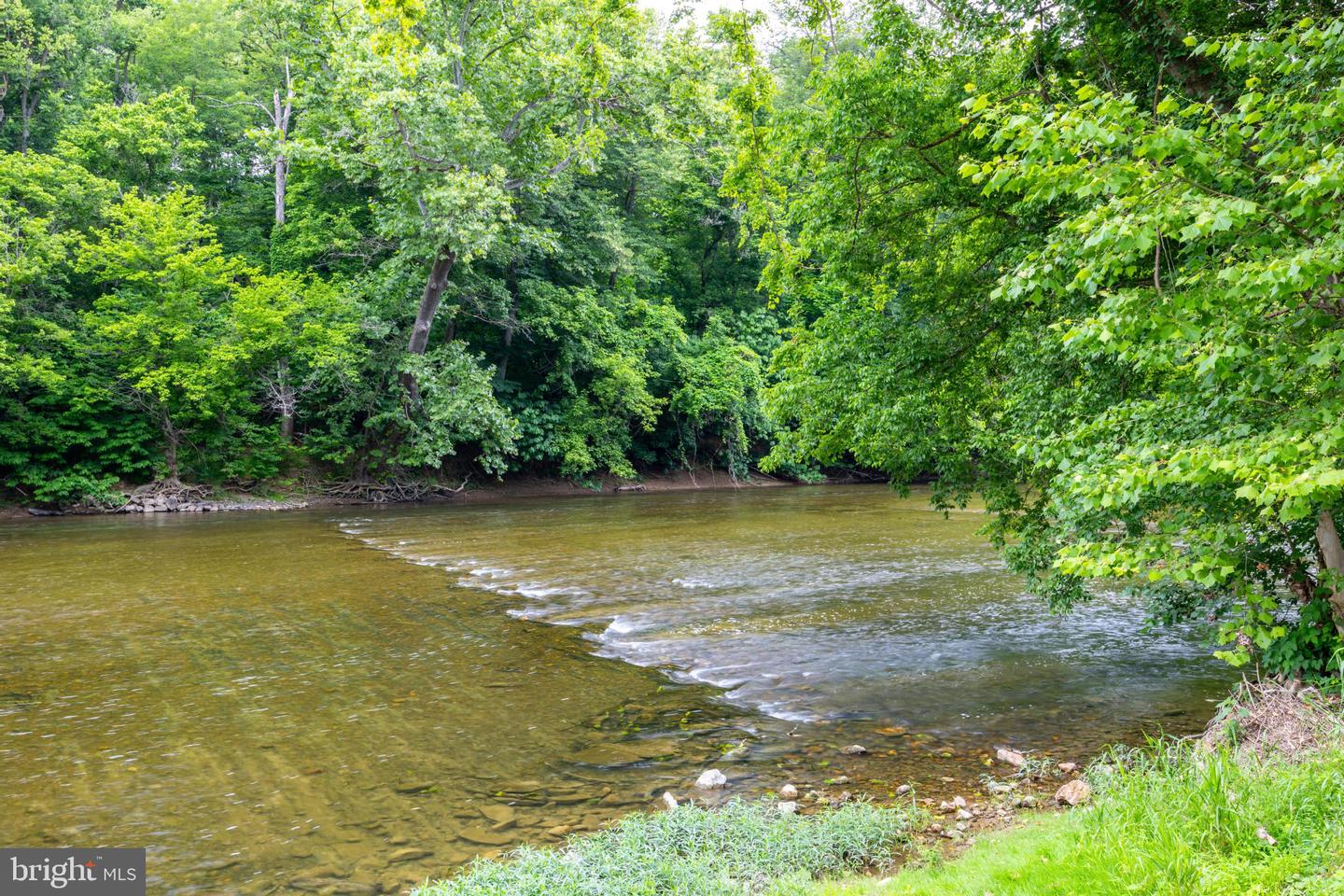 711 INDIAN CAMP TRL, MAURERTOWN, Virginia 22644, ,Residential,For sale,711 INDIAN CAMP TRL,VASH2012388 MLS # VASH2012388