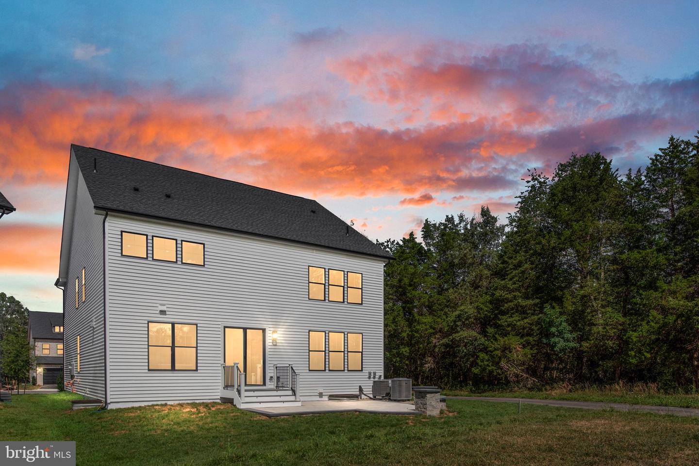 41697 CAREFREE CT, ALDIE, Virginia 20105, 6 Bedrooms Bedrooms, ,6 BathroomsBathrooms,Residential,For sale,41697 CAREFREE CT,VALO2105800 MLS # VALO2105800