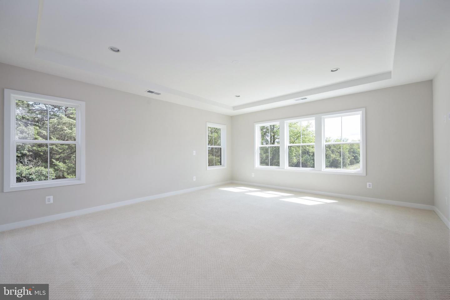 41697 CAREFREE CT, ALDIE, Virginia 20105, 6 Bedrooms Bedrooms, ,6 BathroomsBathrooms,Residential,For sale,41697 CAREFREE CT,VALO2105800 MLS # VALO2105800