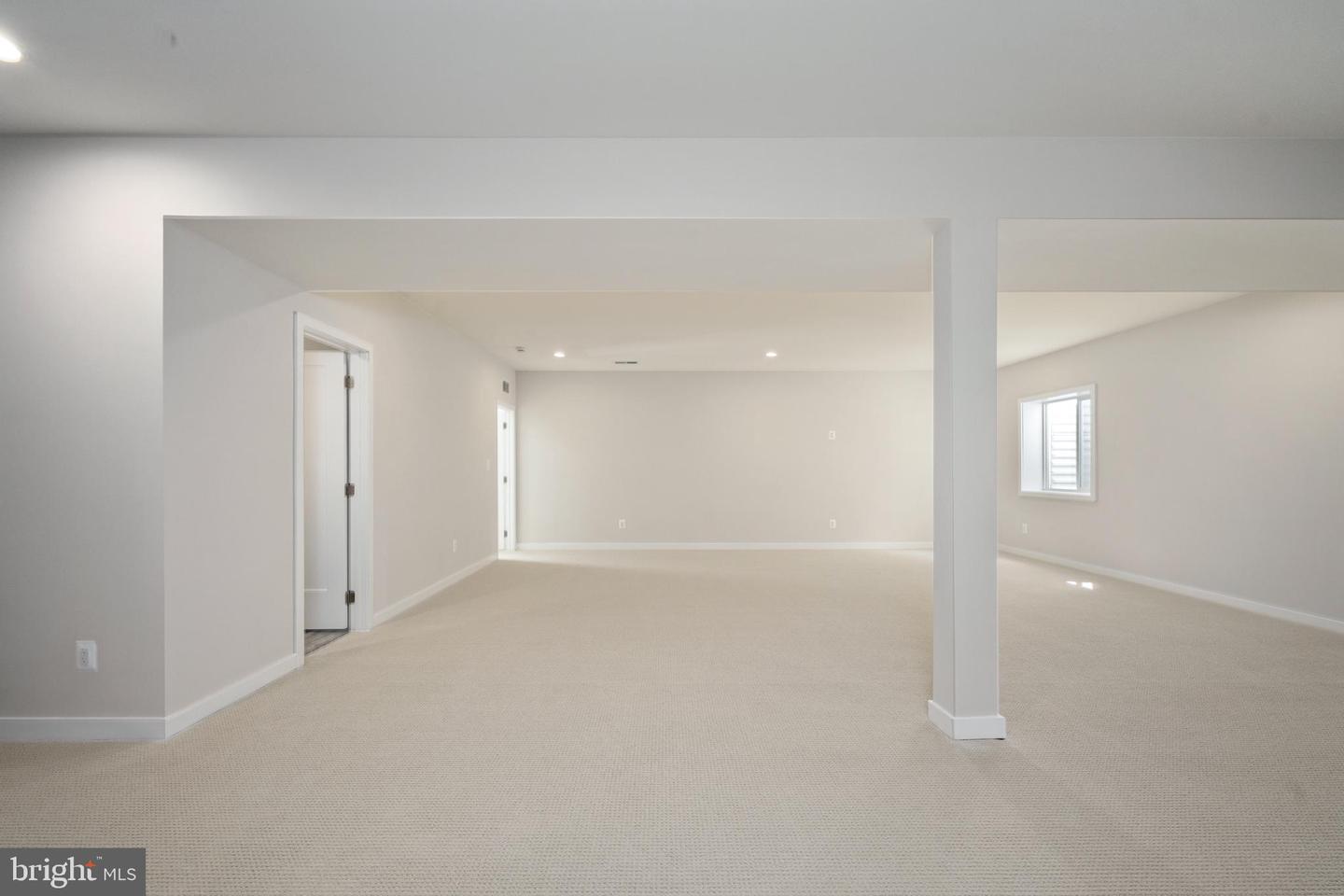 41697 CAREFREE CT, ALDIE, Virginia 20105, 6 Bedrooms Bedrooms, ,6 BathroomsBathrooms,Residential,For sale,41697 CAREFREE CT,VALO2105800 MLS # VALO2105800
