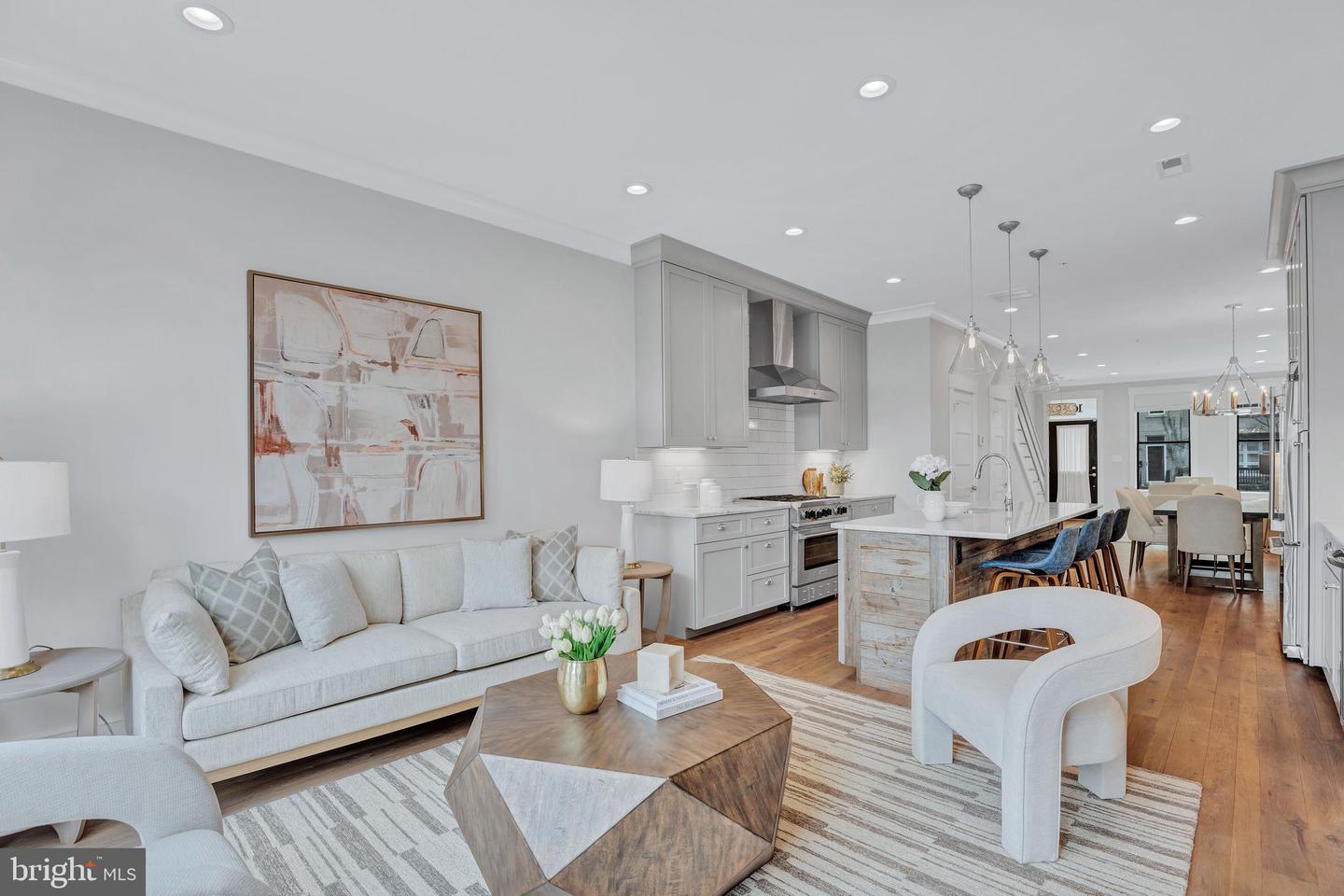 1622 E ST SE, WASHINGTON, District Of Columbia 20003, 4 Bedrooms Bedrooms, ,4 BathroomsBathrooms,Residential,For sale,1622 E ST SE,DCDC2217584 MLS # DCDC2217584