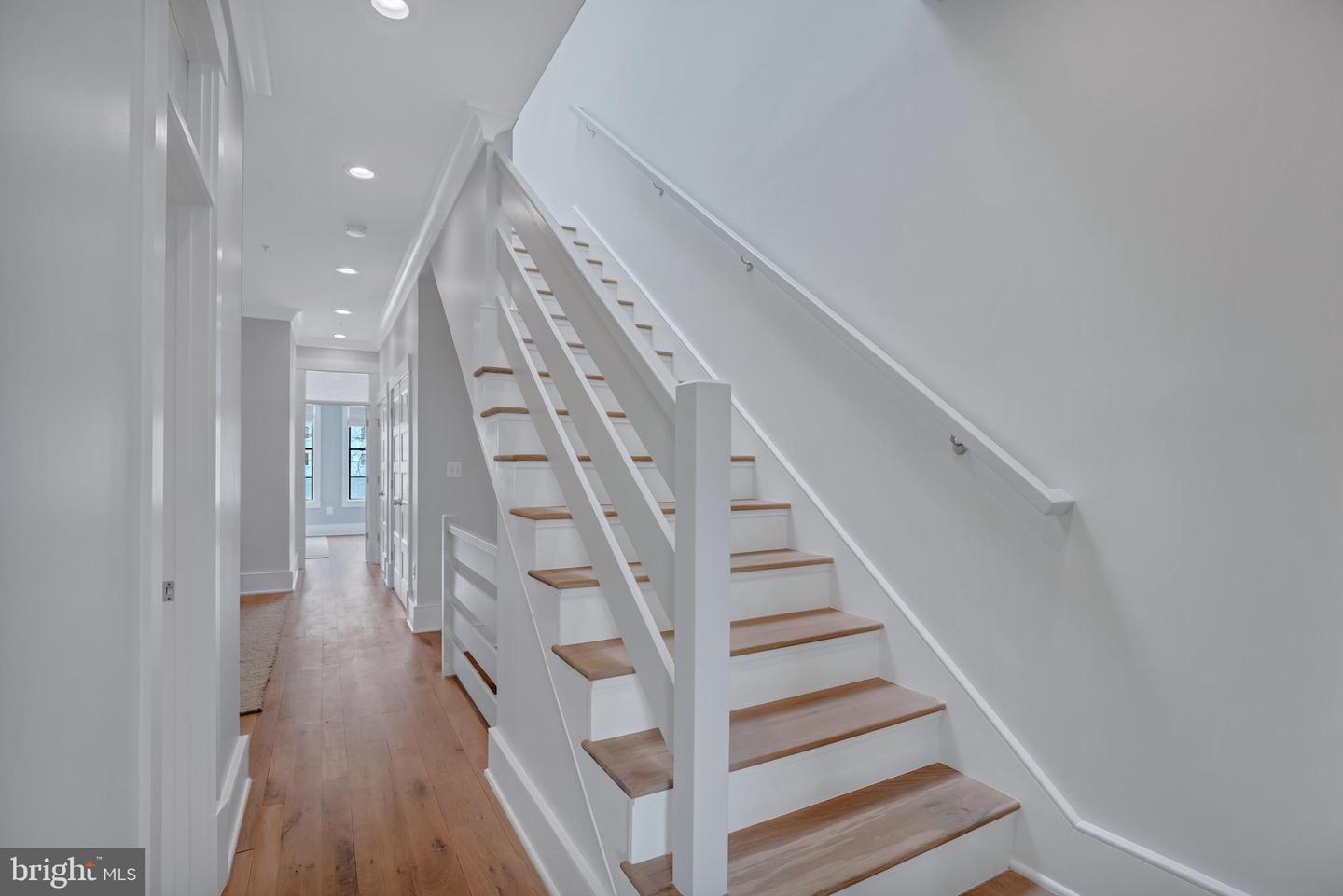 1622 E ST SE, WASHINGTON, District Of Columbia 20003, 4 Bedrooms Bedrooms, ,4 BathroomsBathrooms,Residential,For sale,1622 E ST SE,DCDC2217584 MLS # DCDC2217584