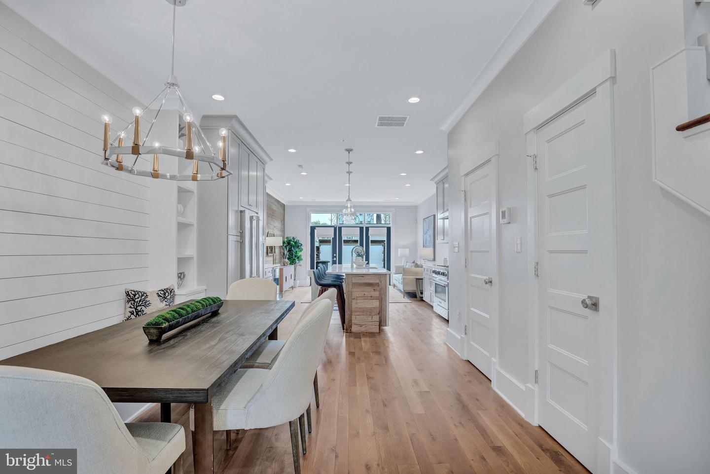 1622 E ST SE, WASHINGTON, District Of Columbia 20003, 4 Bedrooms Bedrooms, ,4 BathroomsBathrooms,Residential,For sale,1622 E ST SE,DCDC2217584 MLS # DCDC2217584