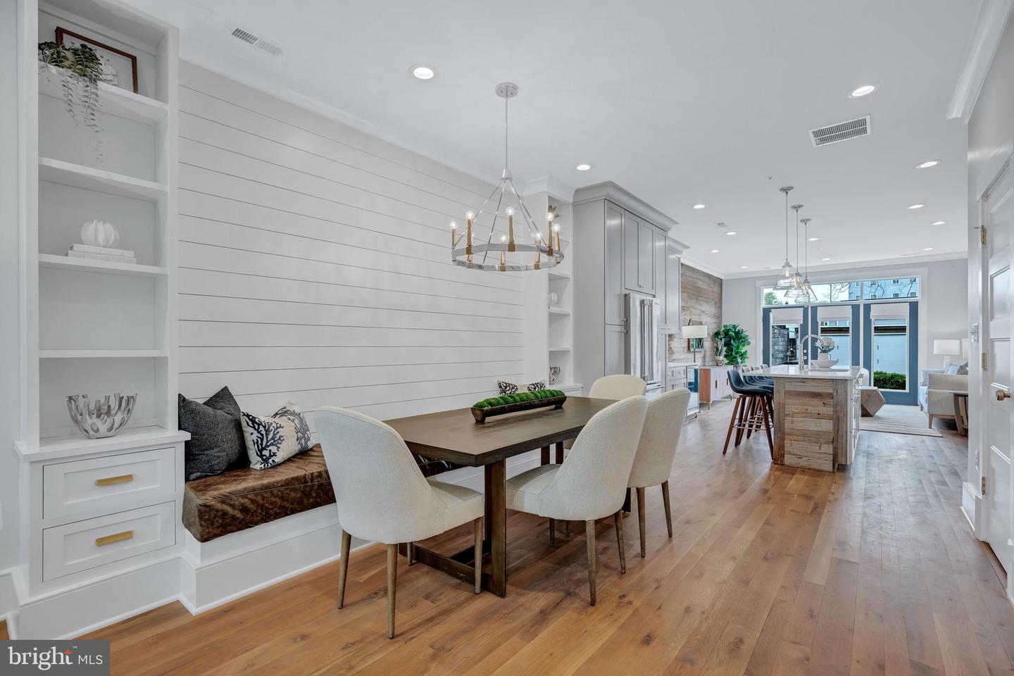 1622 E ST SE, WASHINGTON, District Of Columbia 20003, 4 Bedrooms Bedrooms, ,4 BathroomsBathrooms,Residential,For sale,1622 E ST SE,DCDC2217584 MLS # DCDC2217584