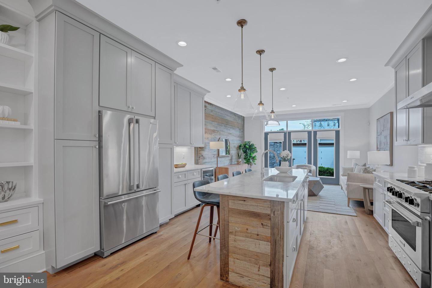 1622 E ST SE, WASHINGTON, District Of Columbia 20003, 4 Bedrooms Bedrooms, ,4 BathroomsBathrooms,Residential,For sale,1622 E ST SE,DCDC2217584 MLS # DCDC2217584
