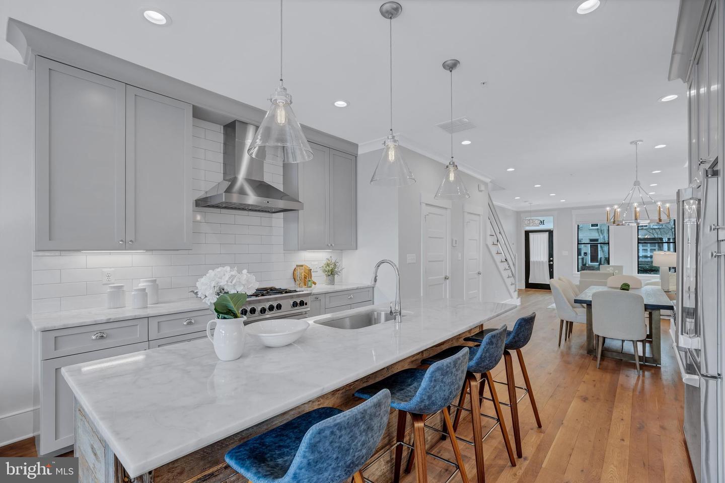 1622 E ST SE, WASHINGTON, District Of Columbia 20003, 4 Bedrooms Bedrooms, ,4 BathroomsBathrooms,Residential,For sale,1622 E ST SE,DCDC2217584 MLS # DCDC2217584