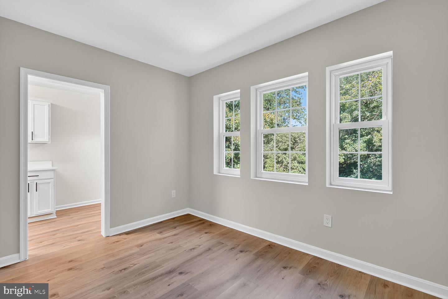 1741 N TROY ST #8-428, ARLINGTON, Virginia 22201, 2 Bedrooms Bedrooms, ,1 BathroomBathrooms,Residential,For sale,1741 N TROY ST #8-428,VAAR2062980 MLS # VAAR2062980